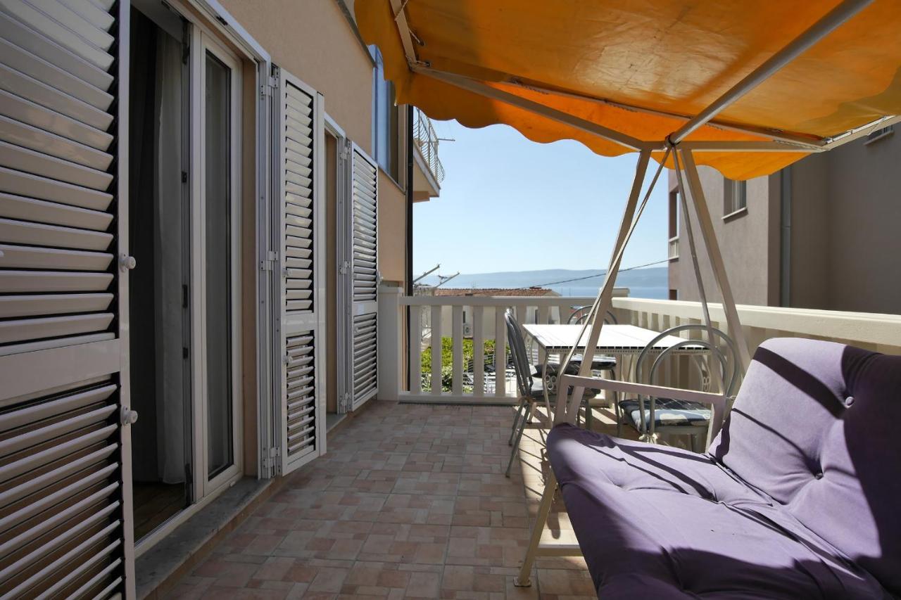 Apartments Babaja 奥米什 外观 照片